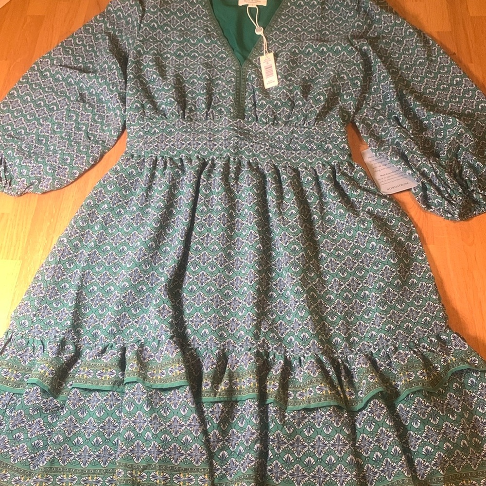 Max Studio Tiered Flouncy Flowy Dress Sz Small